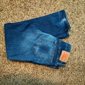 Lucky Brand boyfriend jeans